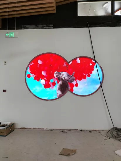 クリエイティブ広告が円形立方体シリンダーカーブ RGB 屋内球形円形 LED ディスプレイをリリース